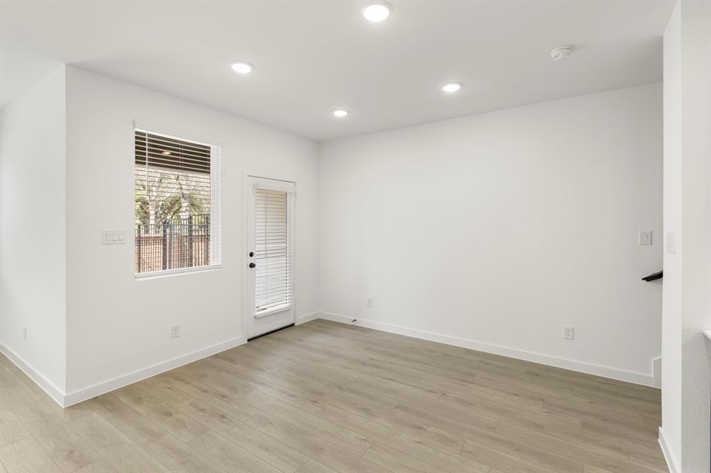 Sereno Oaks at Buckner Terrace - Residential