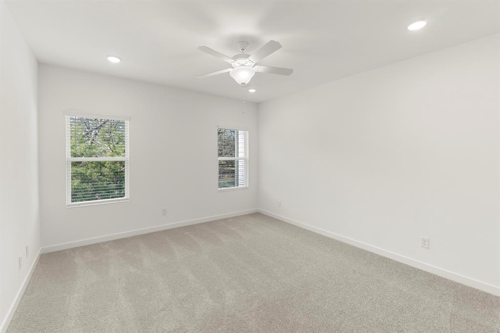 Sereno Oaks at Buckner Terrace - Residential