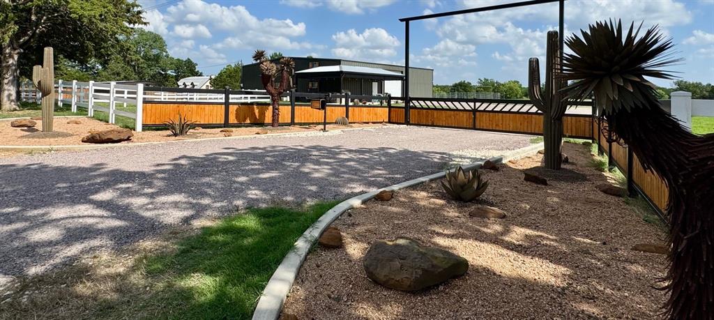 Jones J - Residential