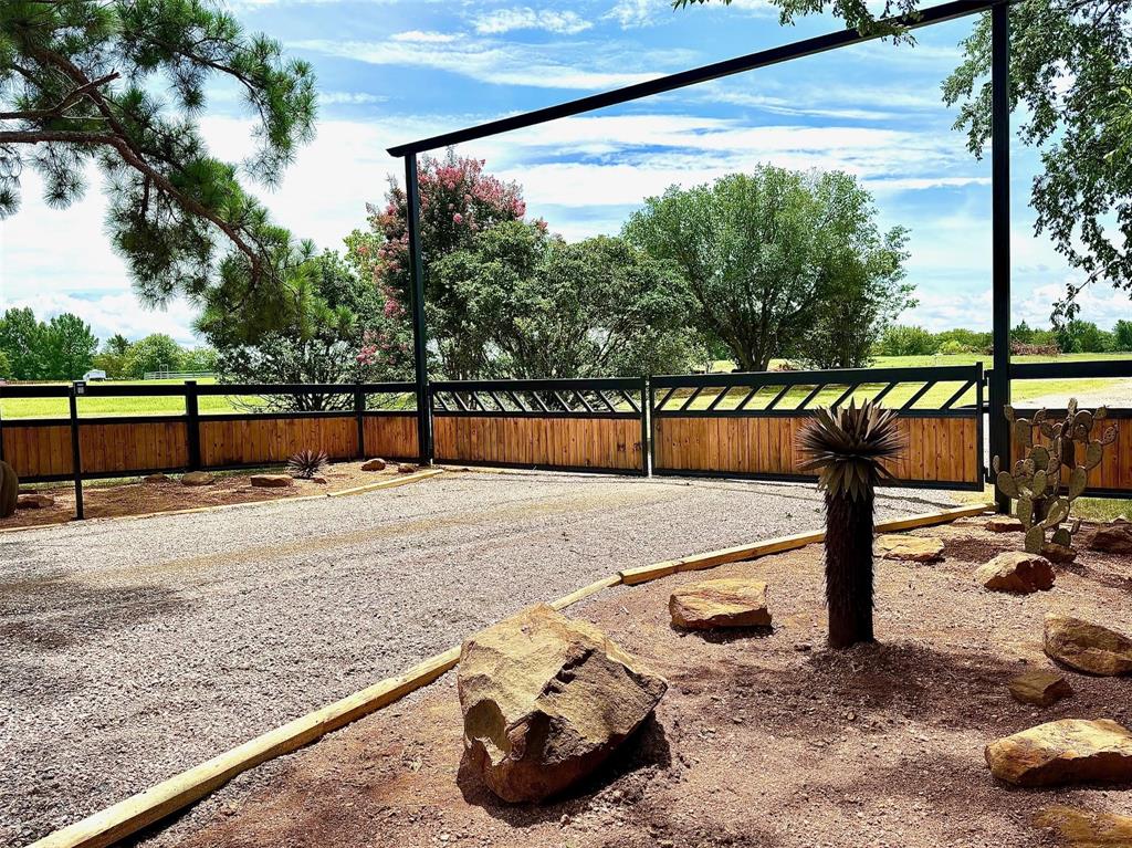 Jones J - Residential