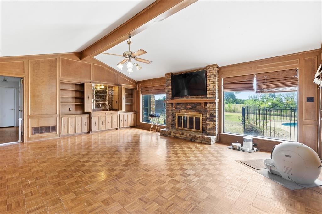 5 Crestview Circle