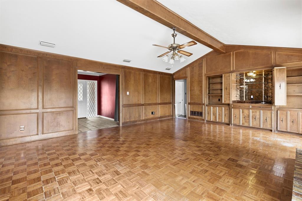 5 Crestview Circle