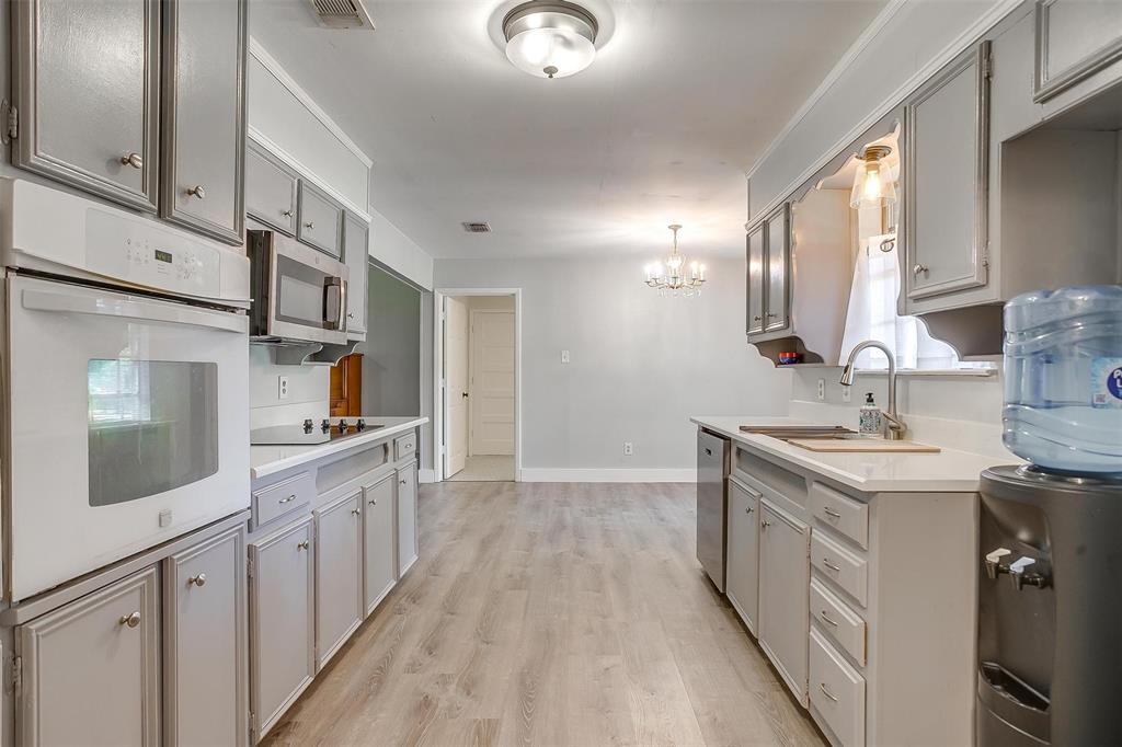 12505 White Oak Drive