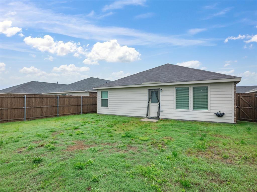 Bluebonnet Estates Ph 3 - Residential Lease