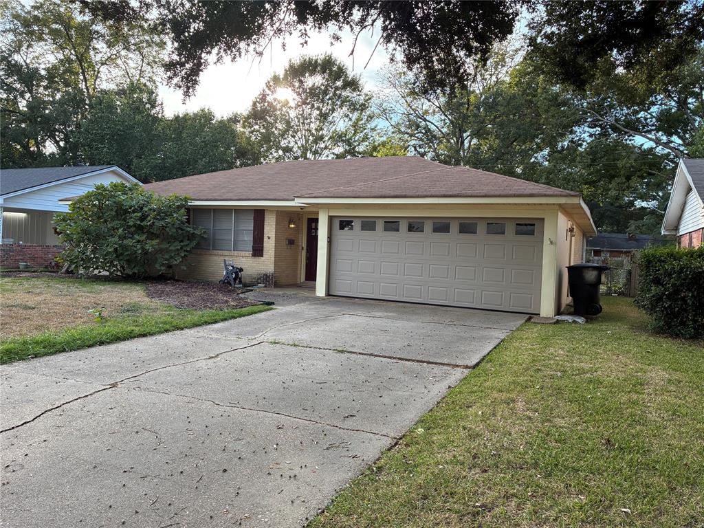 2030 Bermuda Street