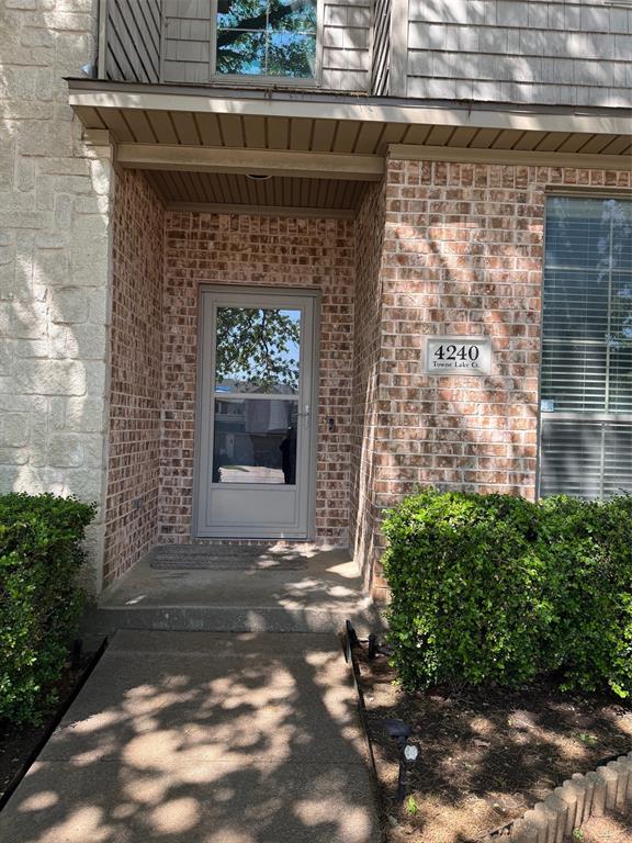 4240 Towne Lake Court