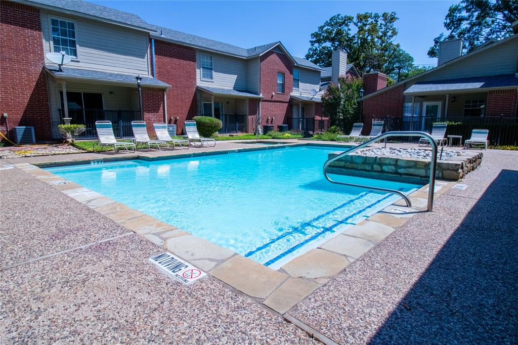 MEADOWOOD VILLAGE ADDITION - Residential