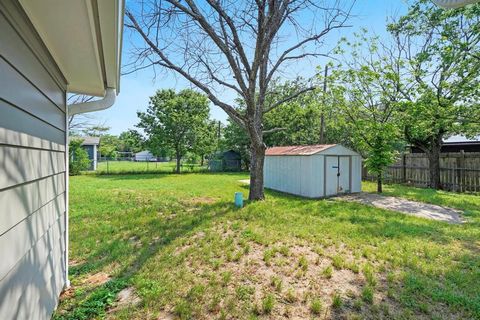 A home in Mineral Wells