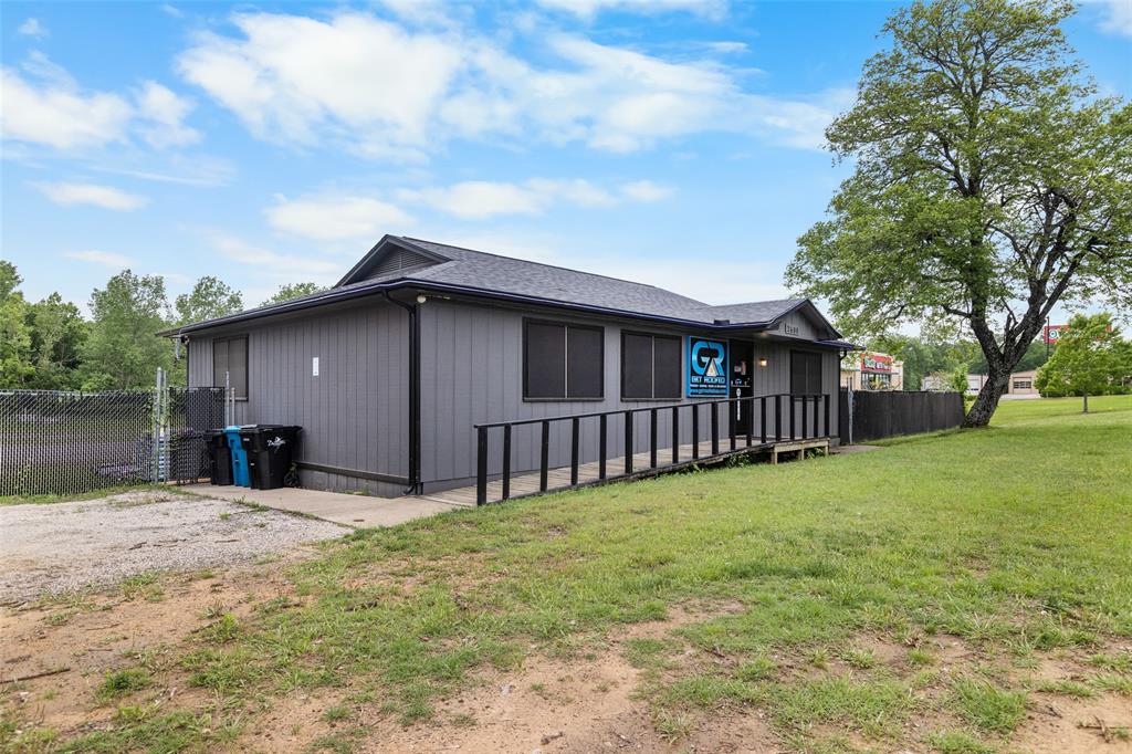 2600 W Morton