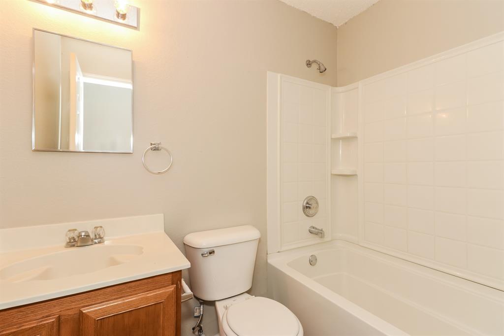 Harris Crossing Ph I - Residential Lease