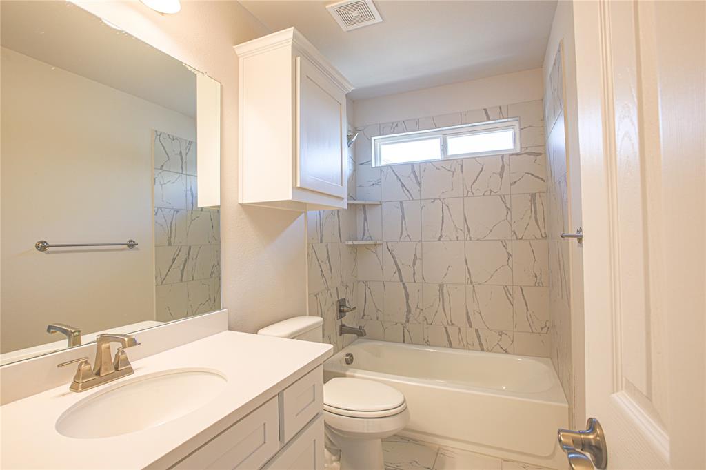 Homestead At Ownsby Farms Ph 2, The - Residential Lease