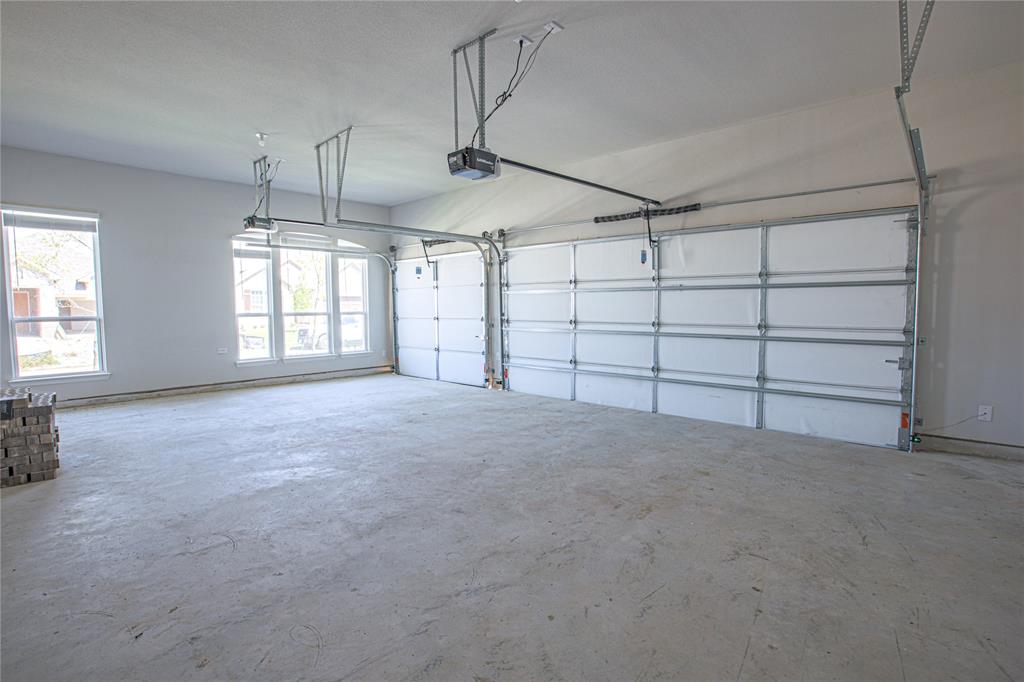 Homestead At Ownsby Farms Ph 2, The - Residential Lease