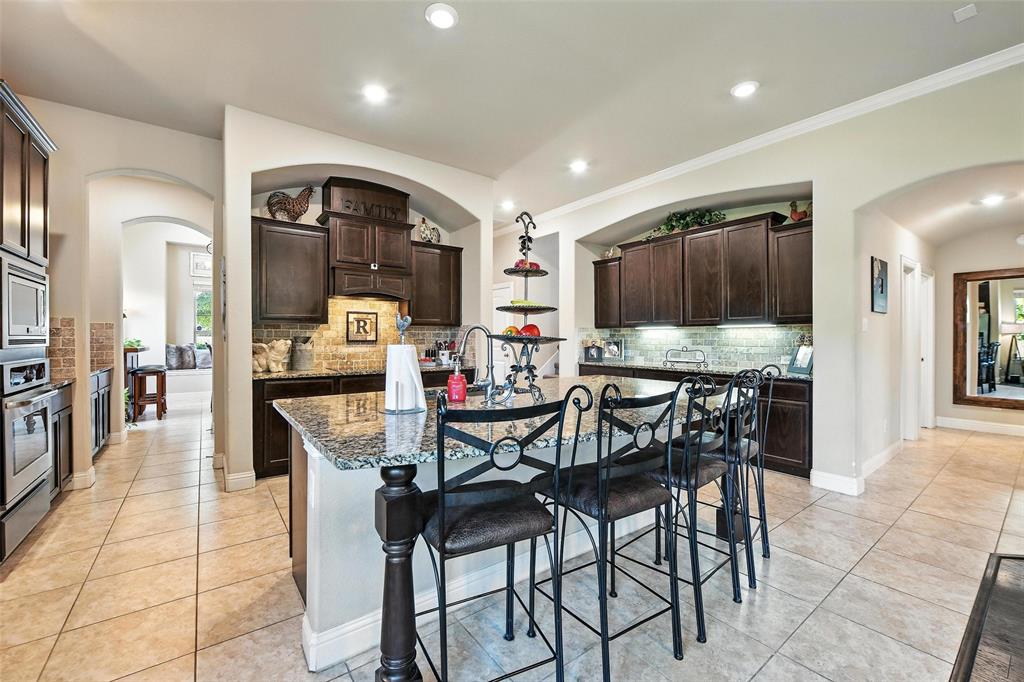 648 Willow Drive