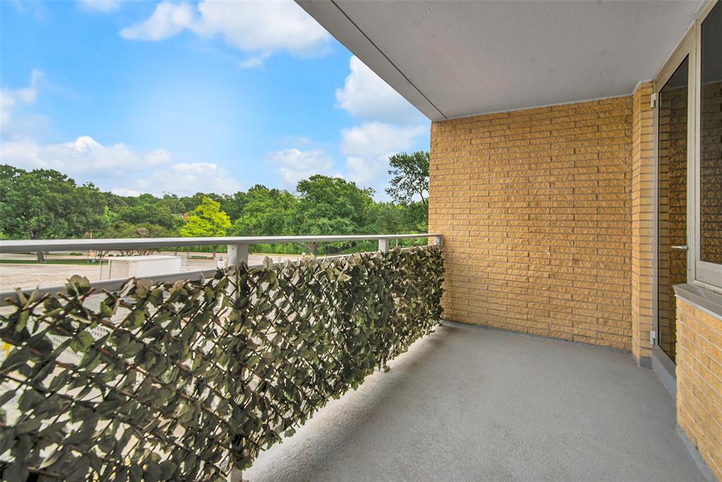 Twenty-One Turtle Creek Condos - Residential