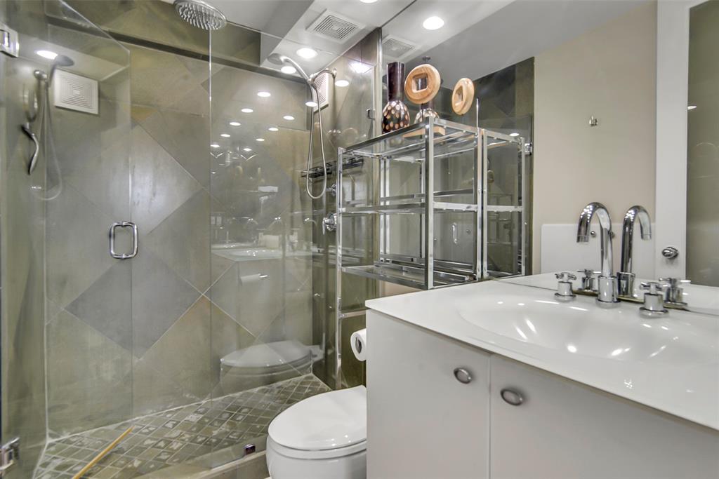 Twenty-One Turtle Creek Condos - Residential