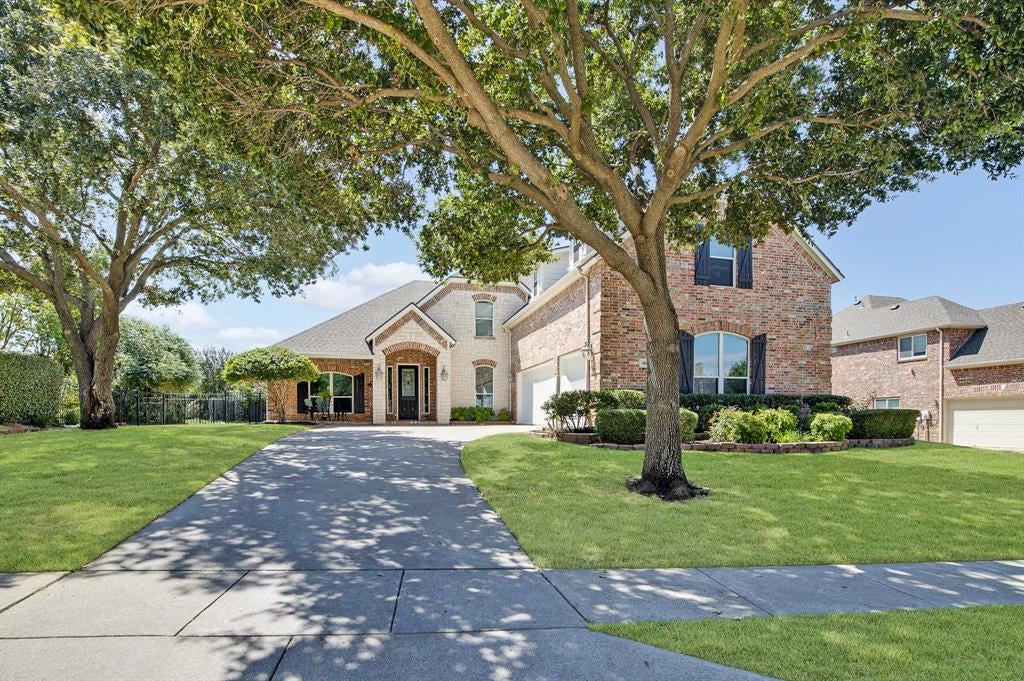 4605 Foxglove Court
