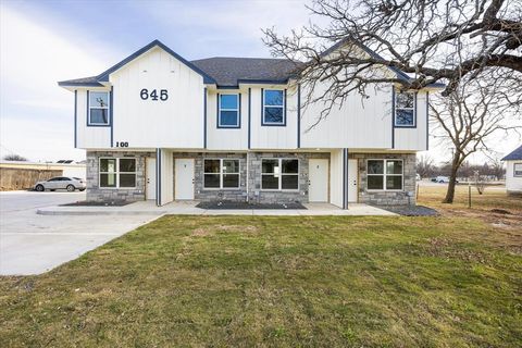 645 N McCart Stephenville TX 76401