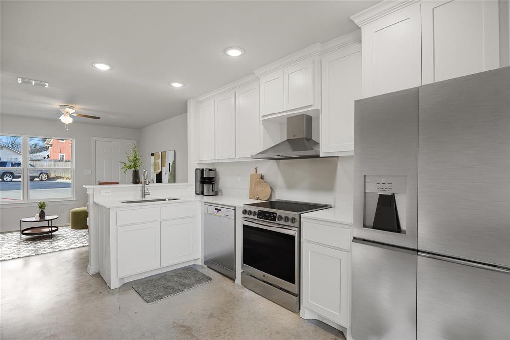 645 N McCart