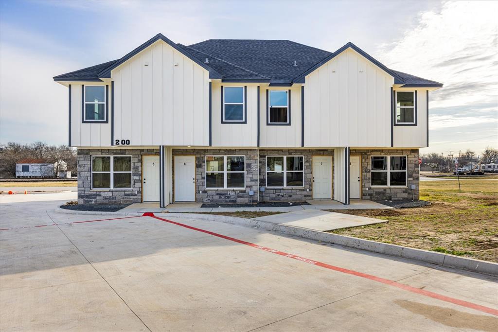 645 N McCart