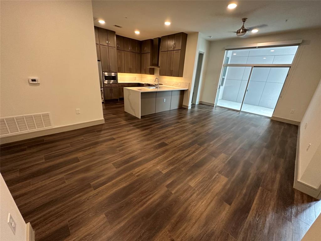 7850 Communications Parkway 1301