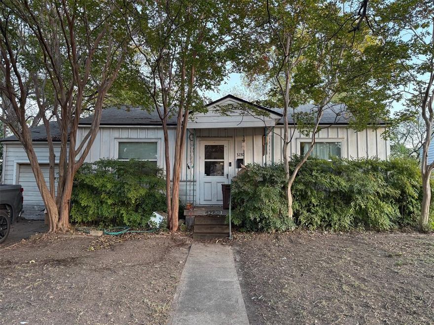 Investor special! Close to Wynnewood Village, where great new shopping opportunities will be coming soon. This 1950s charmer has three bedrooms, two bathrooms, living room, dining room and den, galley kitchen, plus a 1 car garage bay. Tons of storage throughout the house and indoor laundry connections. Oversized fenced backyard with lots of trees. Roof was replaced in 2017. There is a lot of work to be done to flooring, walls, bathrooms, etc, but there is great square footage and loads of potential. Lots of cute, remodeled houses on this block, so this one is also ready for its glow-up! Owner-occupancy or rental opportunity. Cash buyers only please.