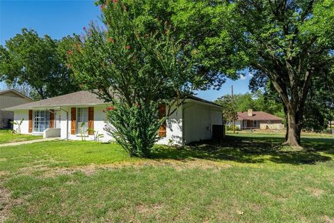 A home in DeSoto