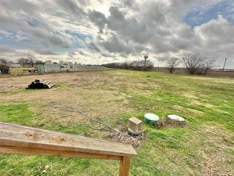 A home in Krum