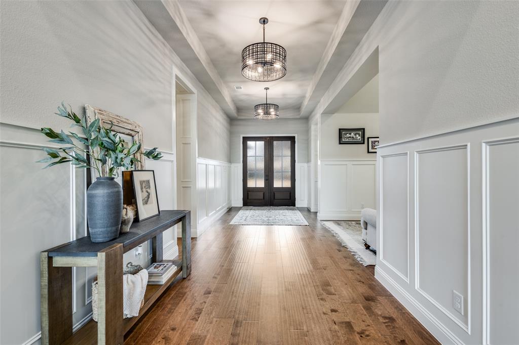 8713 Autumn Lake Trail