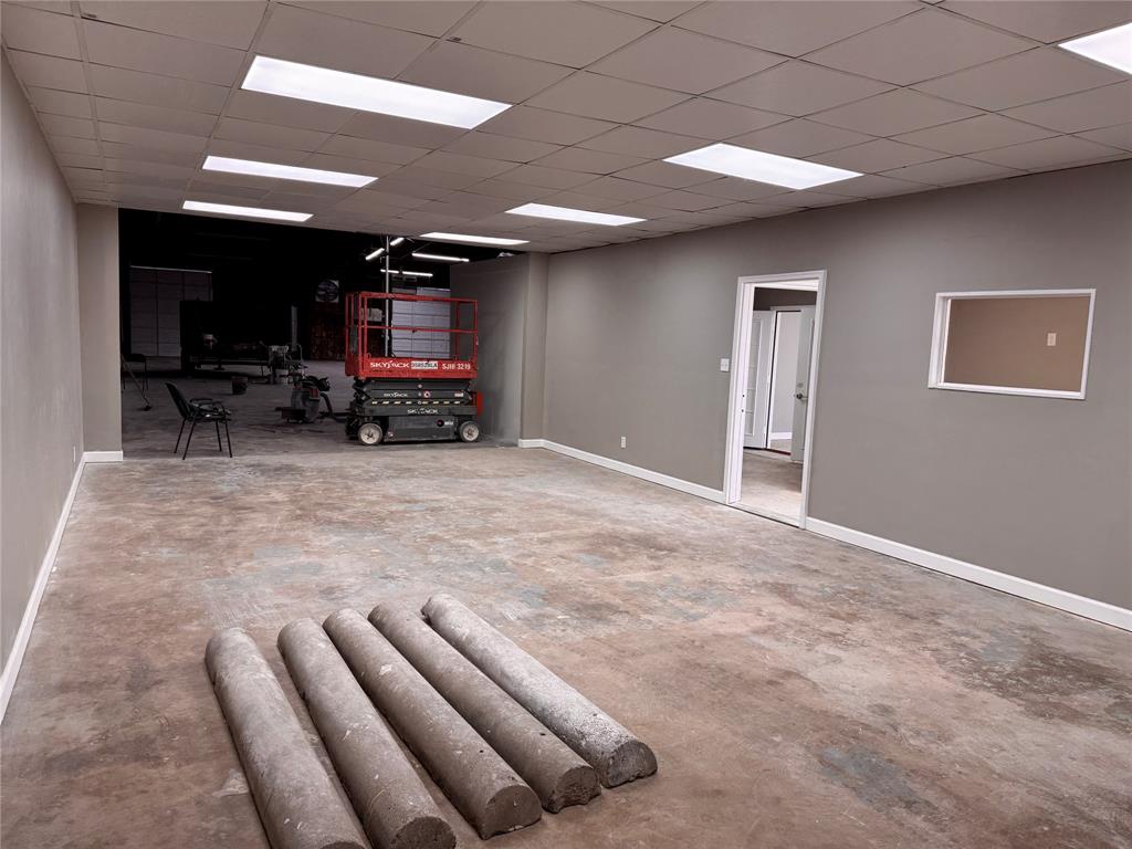 GUERIN, M ADDITION - Commercial Lease