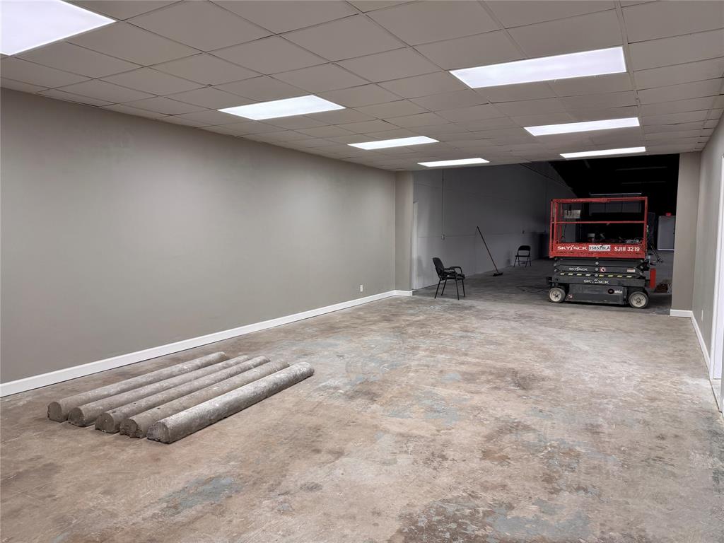 GUERIN, M ADDITION - Commercial Lease