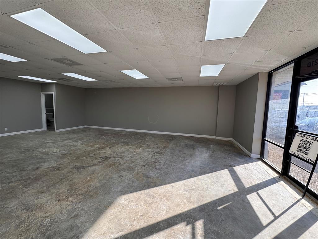 GUERIN, M ADDITION - Commercial Lease