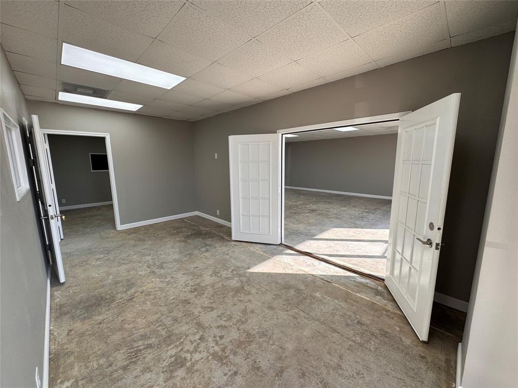 GUERIN, M ADDITION - Commercial Lease