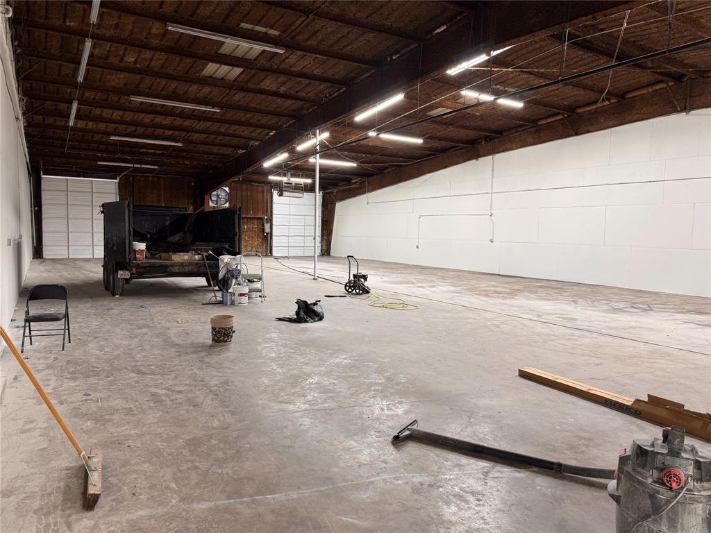 GUERIN, M ADDITION - Commercial Lease