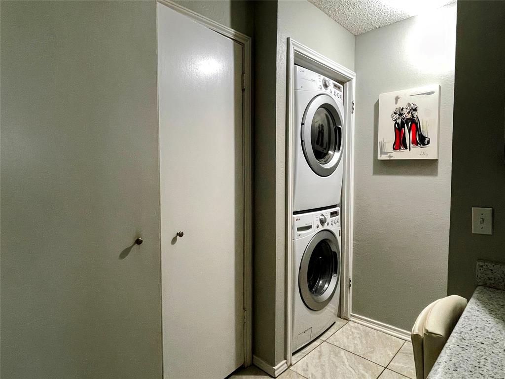 Oaks Of Preston Ridge Condo - Residential