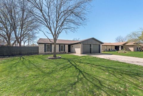 1532 Augusta Road Benbrook TX 76126