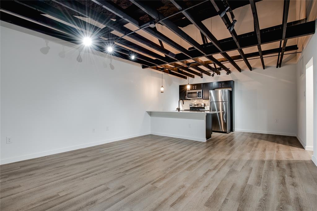 Munger Place - Residential Income