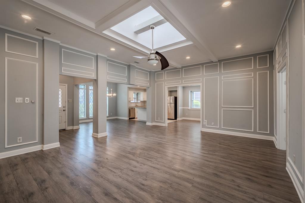 2300 San Gabriel Drive