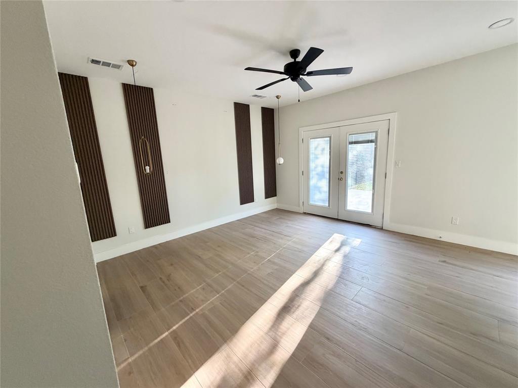 Ze Coombs West End Add To The - Residential