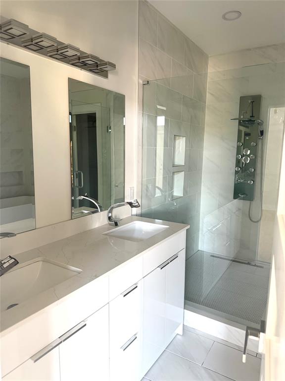 2419 Crossman Avenue