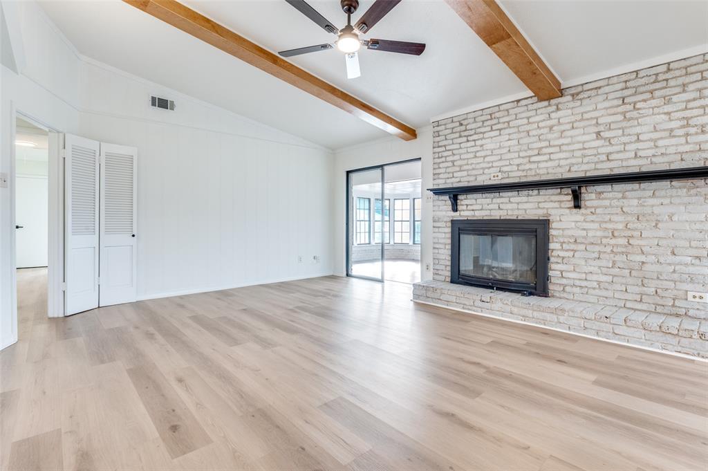 Glen Hills 03 - Residential