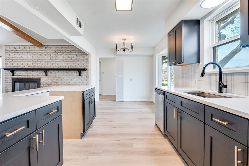 Glen Hills 03 - Residential