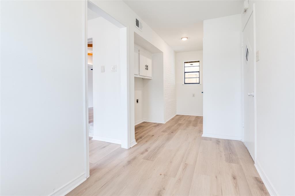 Glen Hills 03 - Residential