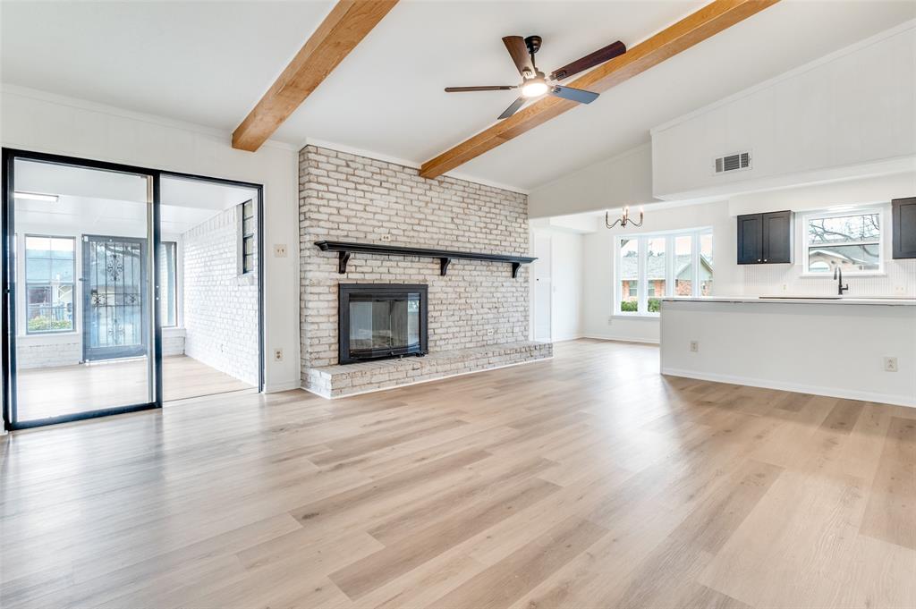 Glen Hills 03 - Residential