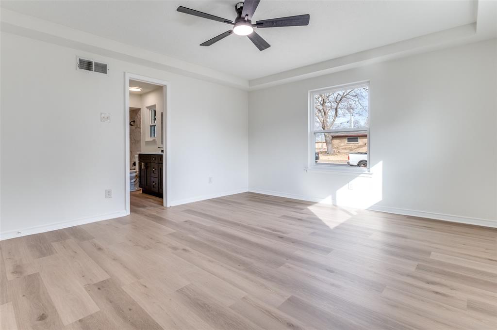 Glen Hills 03 - Residential