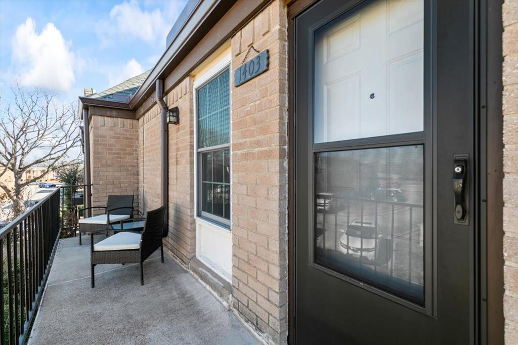 Ridglea Estate Condo - Residential