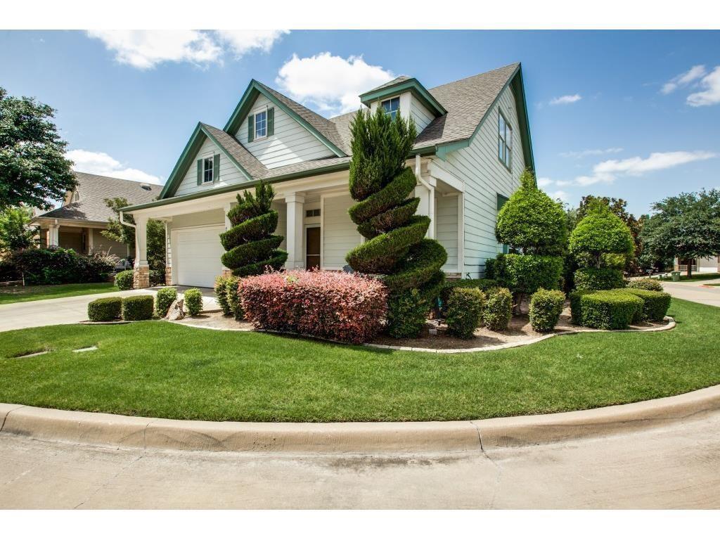 709 Creek Walk Place