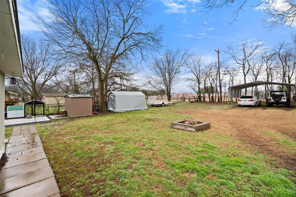 Cleburne, Texas 76033, United States, 3 Bedrooms Bedrooms, ,2 BathroomsBathrooms,Residential,Pending,1845