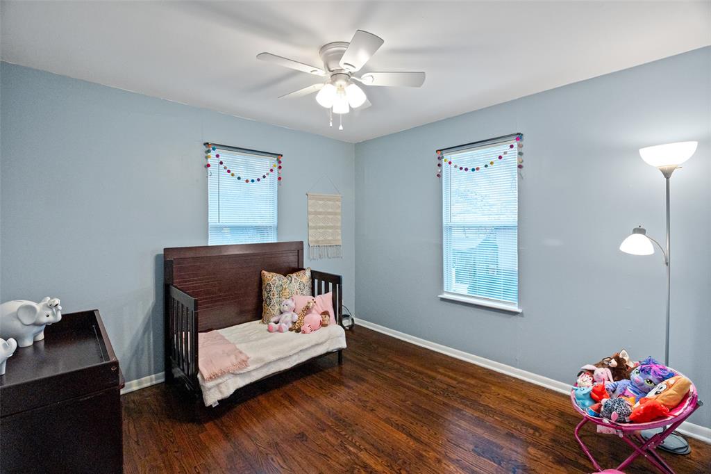 Cleburne, Texas 76033, United States, 3 Bedrooms Bedrooms, ,2 BathroomsBathrooms,Residential,Pending,1845