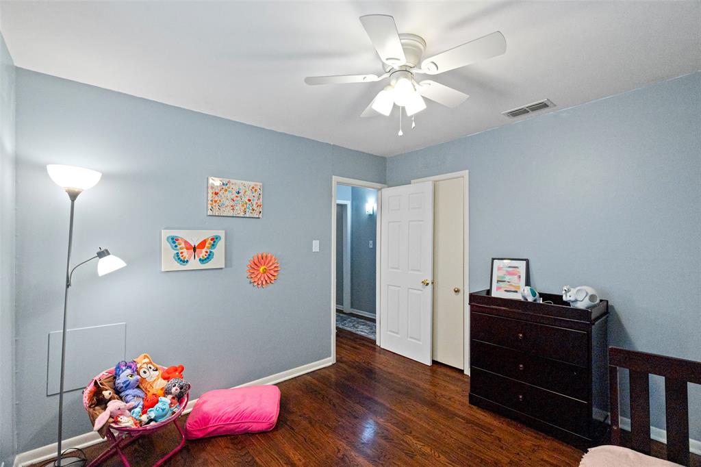 Cleburne, Texas 76033, United States, 3 Bedrooms Bedrooms, ,2 BathroomsBathrooms,Residential,Pending,1845