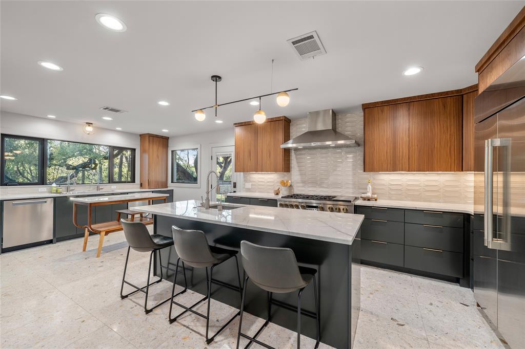 Davis E S Tr - Residential